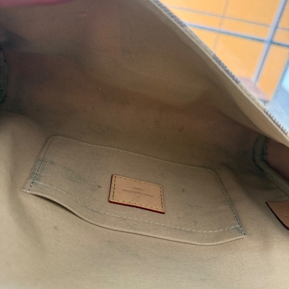 Louis Vuitton FAVORITE MM DAMIER AZUR - Picture 5 of 12